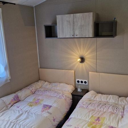 Mobil Home 8 Couchages Dans Camping 4 Etoiles A Pont Aven 29930 Exteriör bild